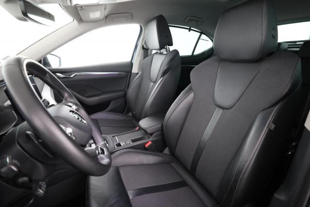 Skoda Octavia image 5