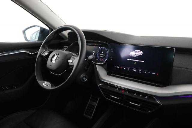 Skoda Octavia image 2