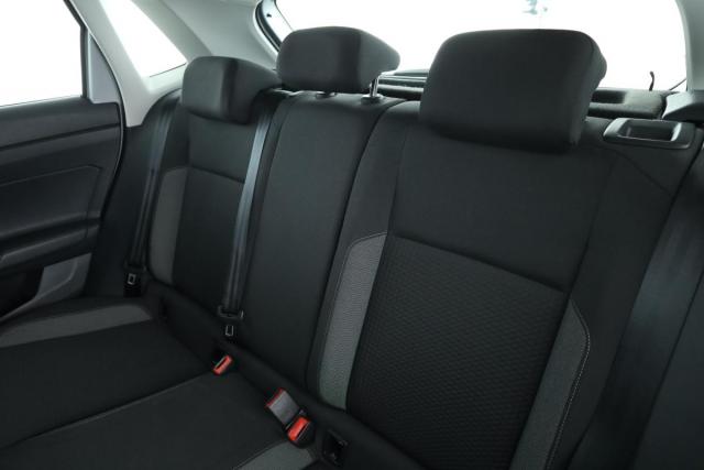 Volkswagen Polo image 8