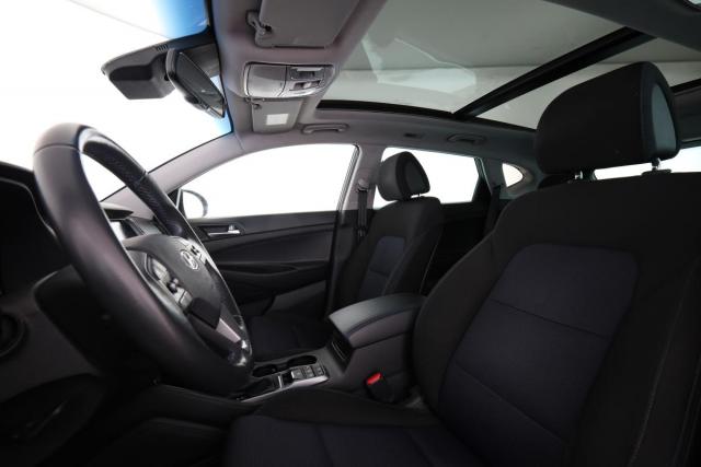 Hyundai Tucson image 8