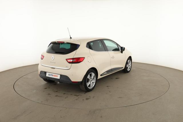 Renault Clio image 8