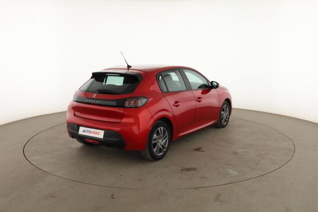 Peugeot 208 image 3