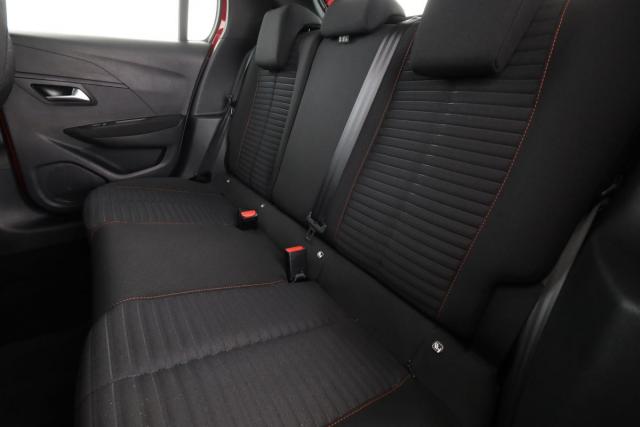 Peugeot 208 image 7