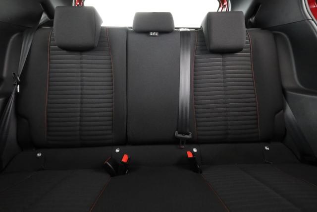 Peugeot 208 image 2