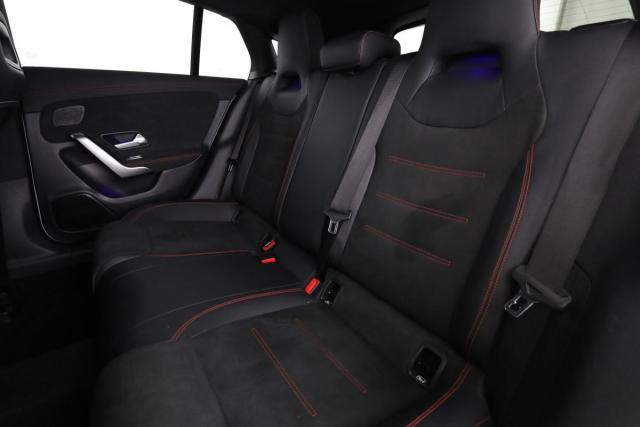 Mercedes Benz Cla Shooting Brake image 9