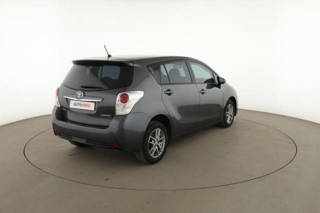 Toyota Verso image 4