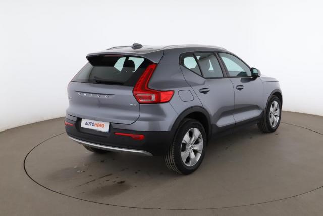Volvo Xc40 image 9