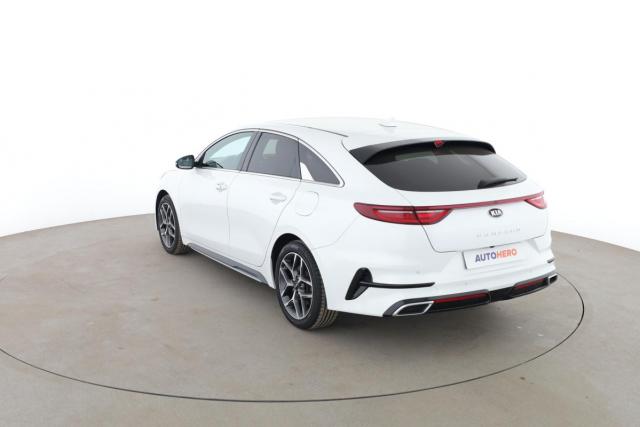 Kia Proceed image 8