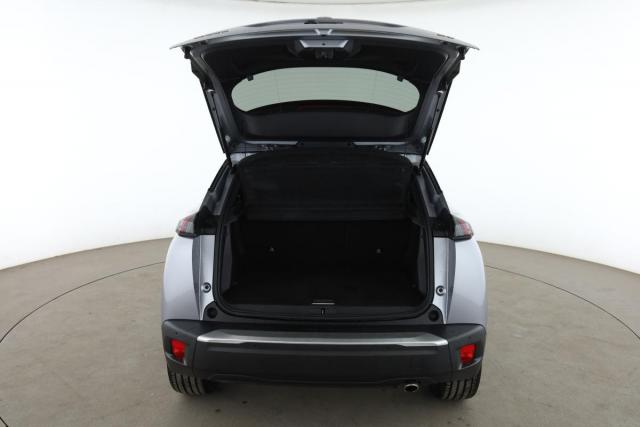 Peugeot 2008 image 3