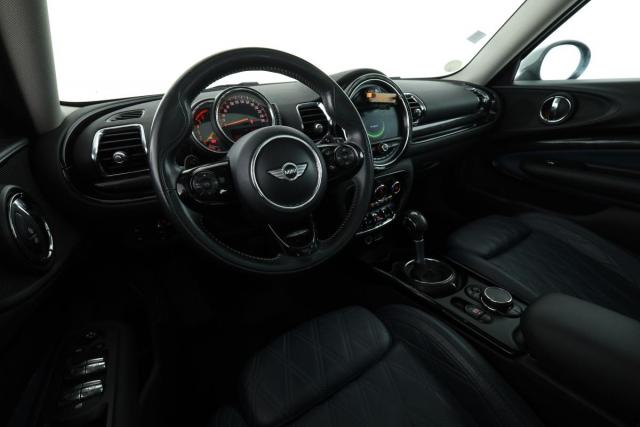 Mini Clubman image 1