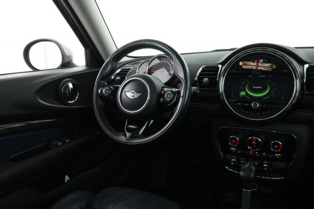 Mini Clubman image 3