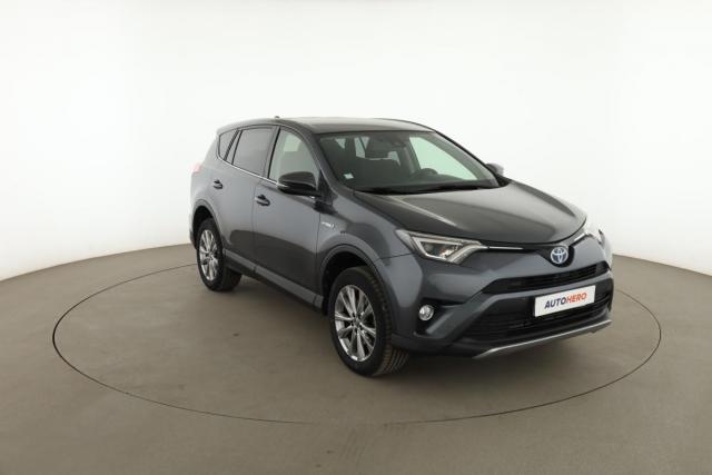 Toyota Rav4 image 6