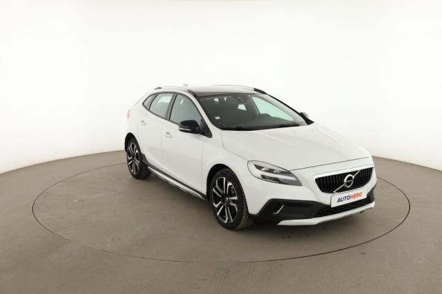 Volvo V40 Cross Country image 6