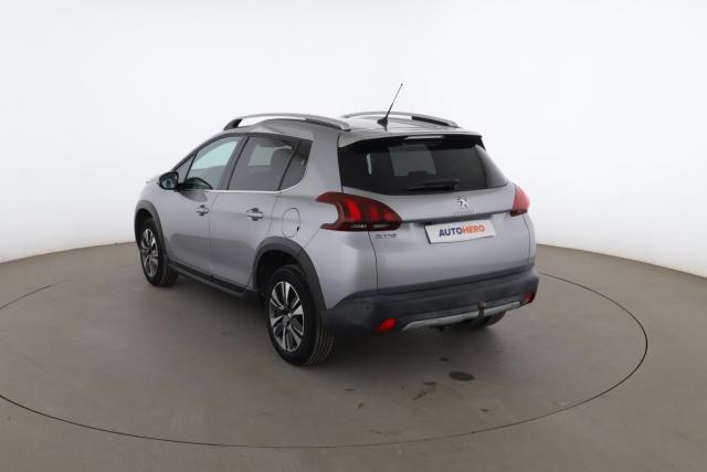 Peugeot 2008 image 9
