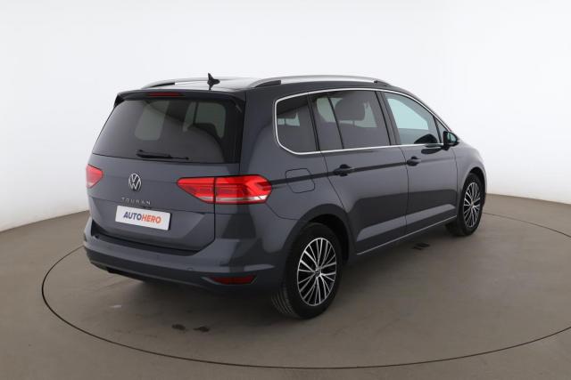 Volkswagen Touran image 5