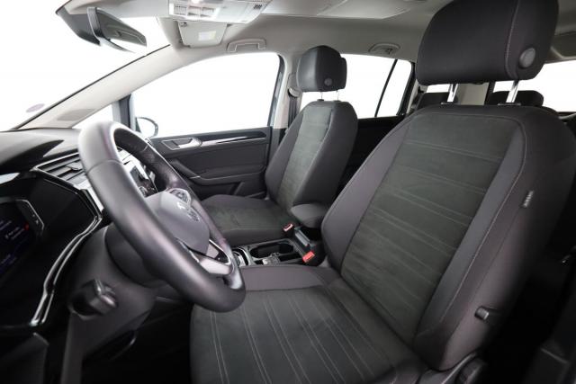 Volkswagen Touran image 4