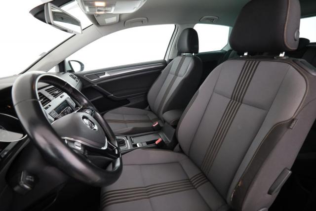 Volkswagen Golf image 4