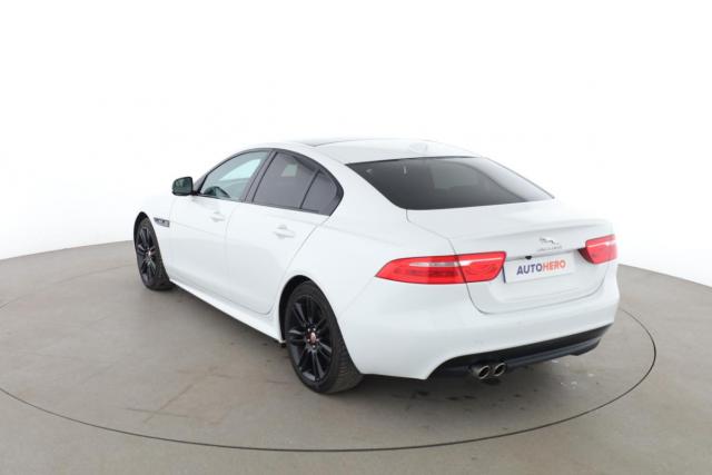 Jaguar Xe image 5