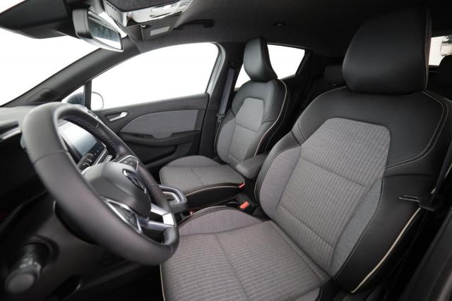Renault Clio image 8