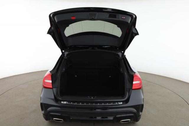 Mercedes Benz Gla image 3