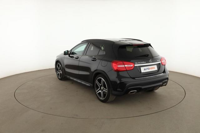 Mercedes Benz Gla image 8