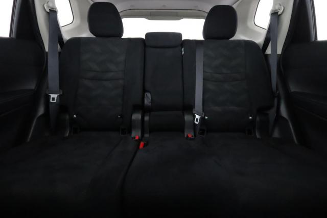 Nissan X-Trail image 3