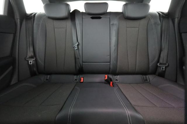 Audi A4 Avant image 7
