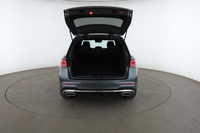 Mercedes Benz Glc image 9