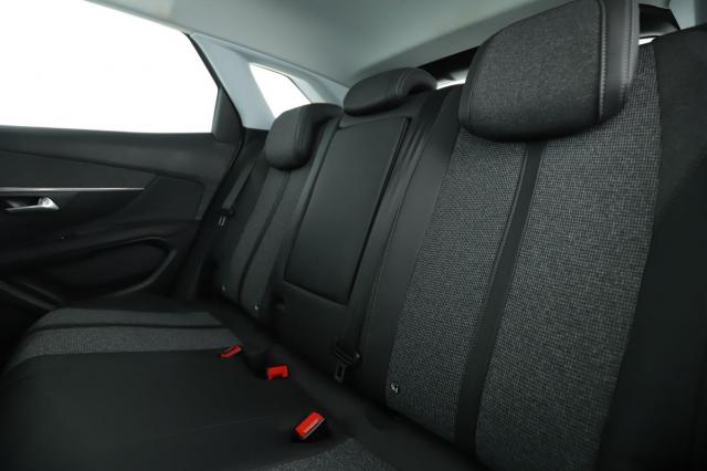 Peugeot 3008 image 5