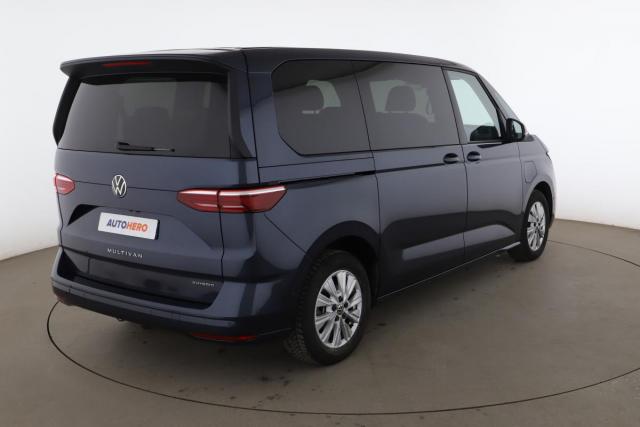 Volkswagen Multivan image 6