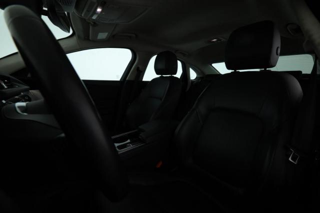 Jaguar Xf image 6