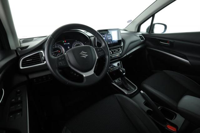 Suzuki S-Cross image 4