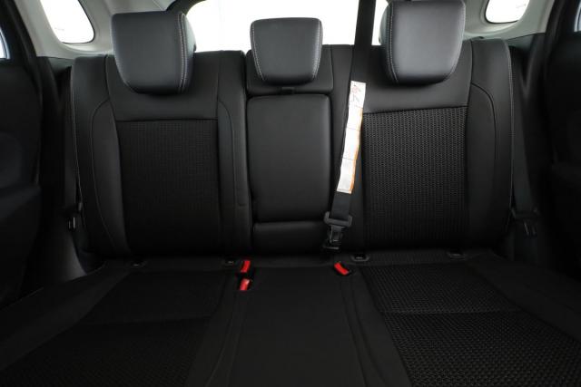 Suzuki S-Cross image 5