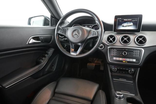 Mercedes Benz Cla Shooting Brake image 6
