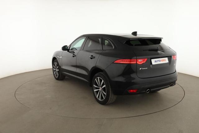 Jaguar F-Pace image 3
