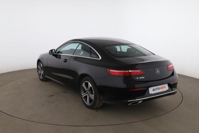 Mercedes Benz Classe E Coupe image 7