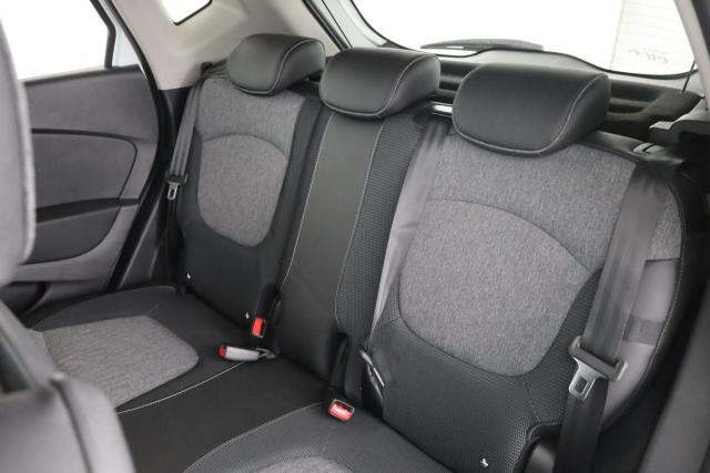 Renault Captur image 2