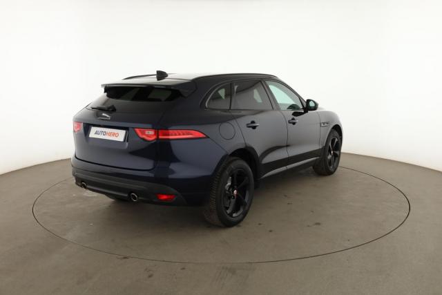 Jaguar F-Pace image 4