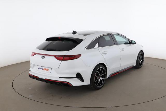Kia Proceed image 5