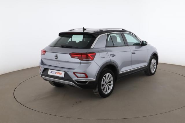 Volkswagen T-Roc image 5
