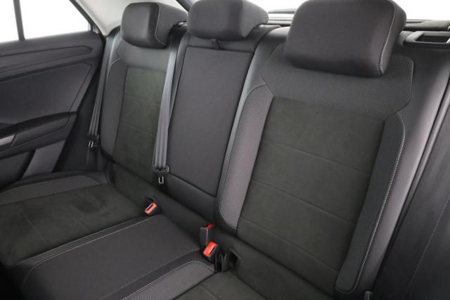 Volkswagen T-Roc image 4