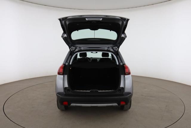 Peugeot 2008 image 1