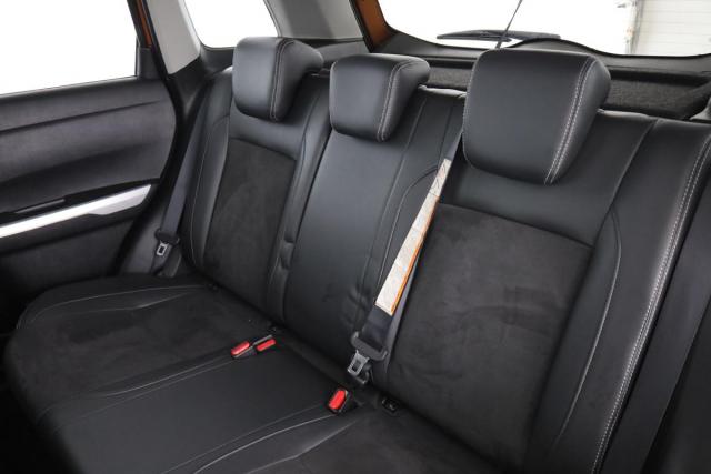 Suzuki Vitara image 4