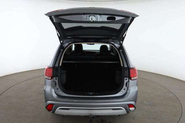 Mitsubishi Outlander image 6