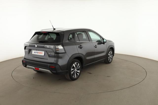Suzuki S-Cross image 7