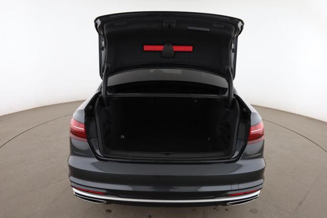 Audi A4 image 1
