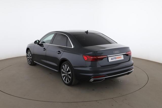 Audi A4 image 8