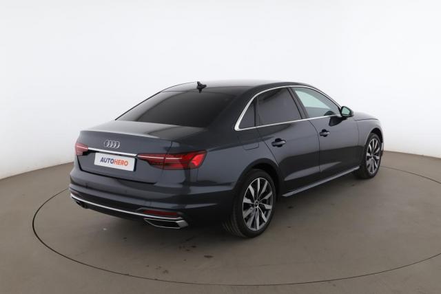 Audi A4 image 4