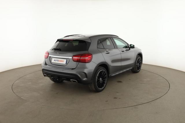Mercedes Benz Gla image 5