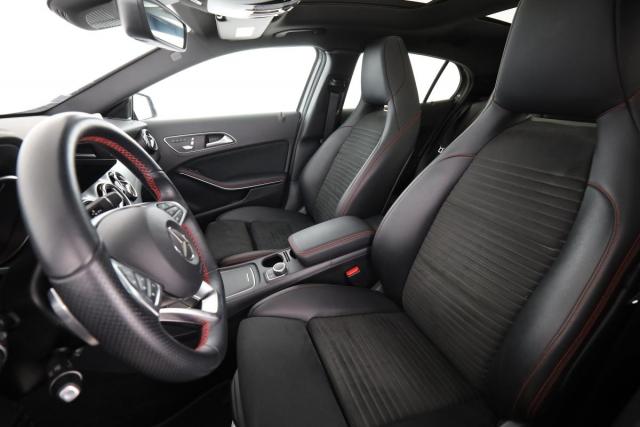 Mercedes Benz Gla image 1